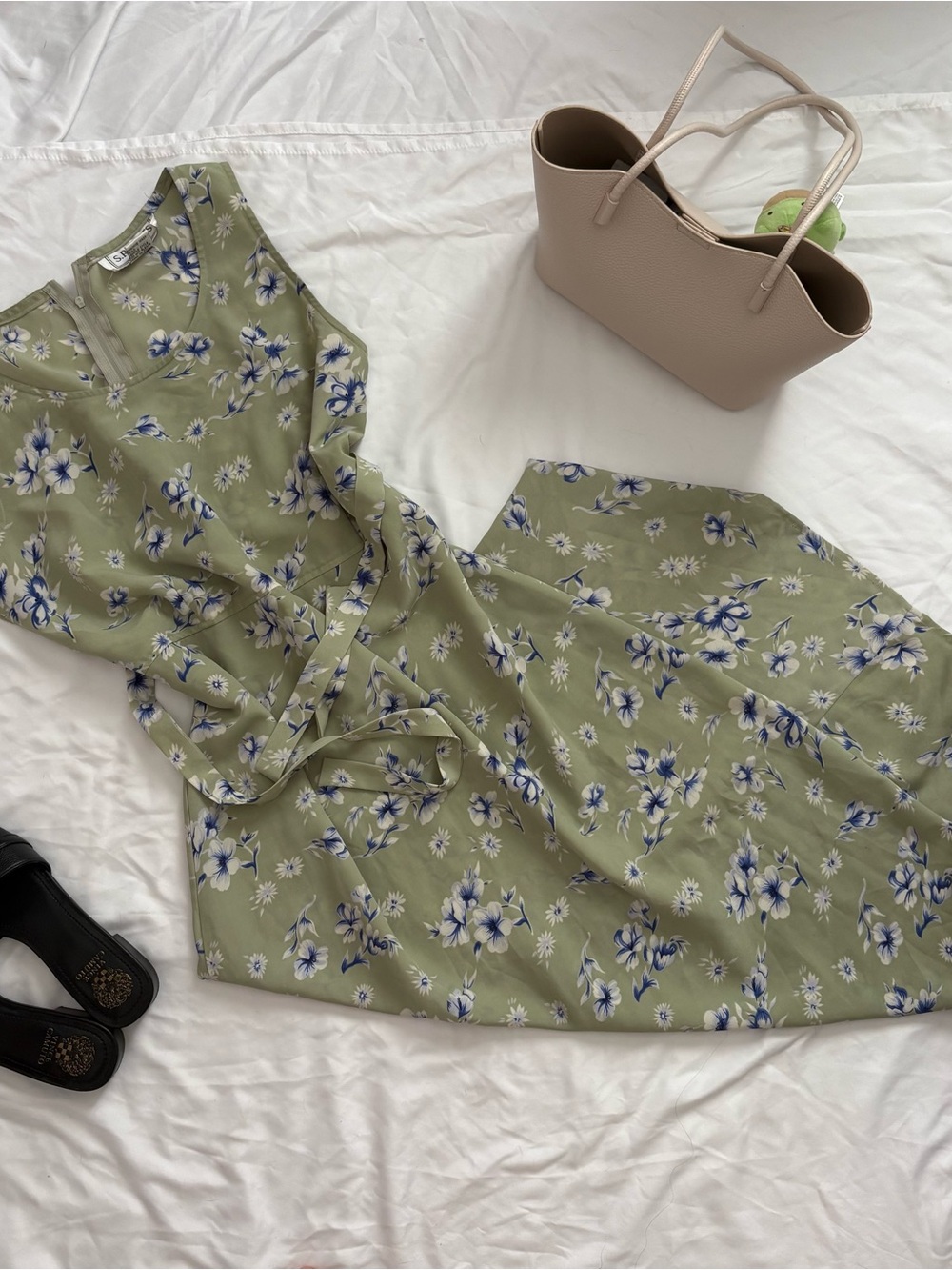 American Vintage Olive Green Floral Maxi Dress